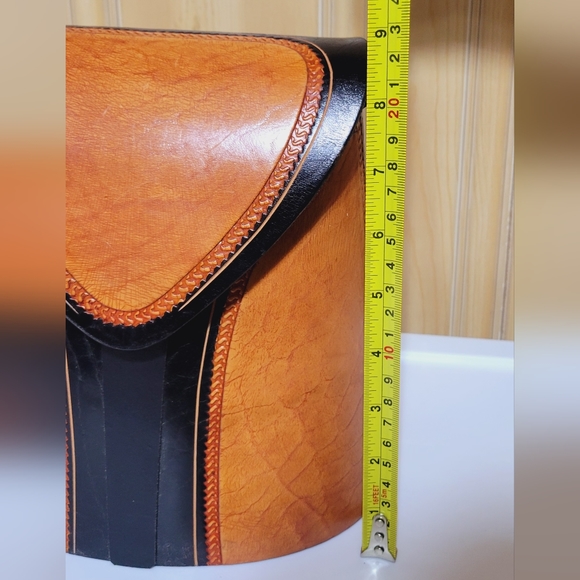 NWOT Authentic Leather Crossbody - Picture 11 of 11